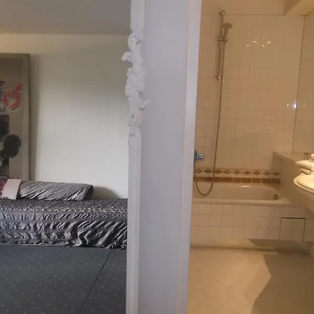 Pallazzo Alfonso * Aix-la-Chapelle