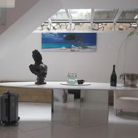 Pallazzo Alfonso Aix-la-Chapelle