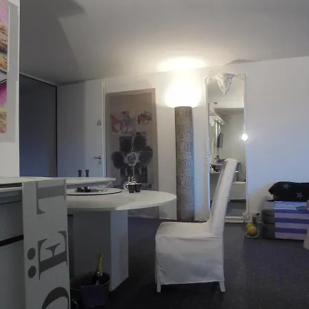 Apartment Pallazzo Alfonso *