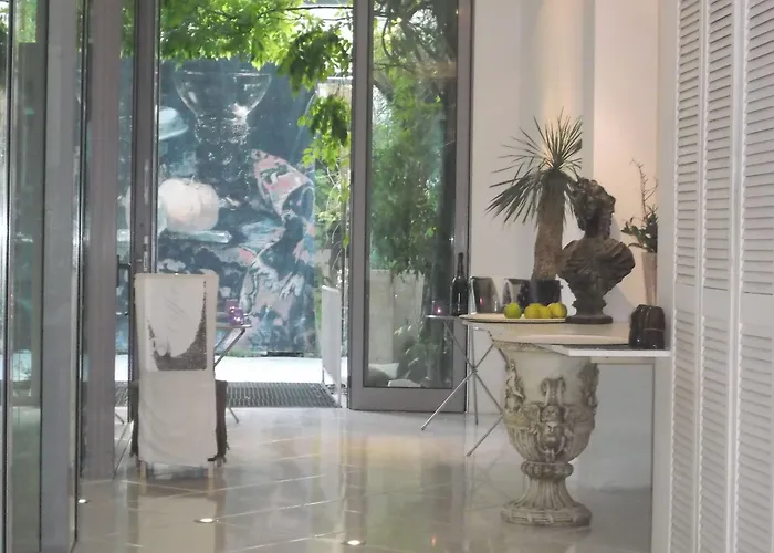 Pallazzo Alfonso * Aquisgrano