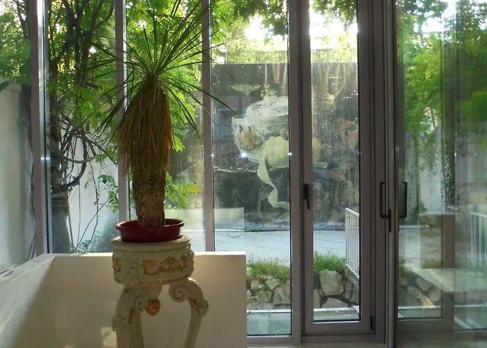 Pallazzo Alfonso * Aquisgrana