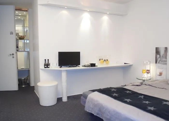 Pallazzo Alfonso * Aachen